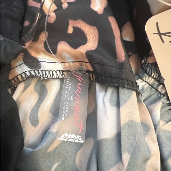 🆕FP Movement by Free People One Two Punch Printed 1 PC Black SZ S NWOT - Picture 4 of 5